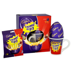 Продуктови Категории Шоколади Cadbury комплект - шоколадово яйце, керамична чаша и пакет мини яйца
